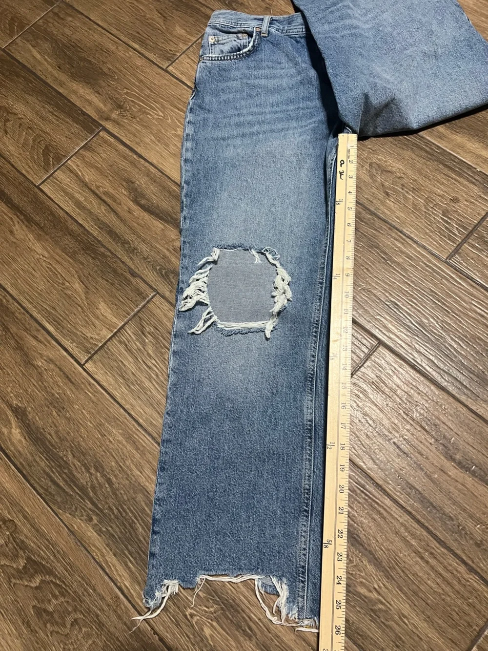 We The Free Maggie Mid Rise Jeans Size 30 Distressed Raw Hem Straight Leg